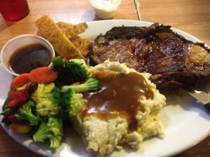 prime-rib-dinner